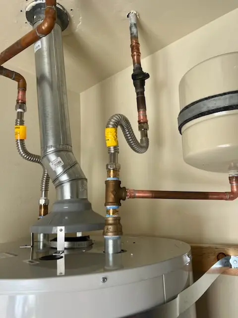 Water heater installation and plumbing repair in Christopher Columbus Homes